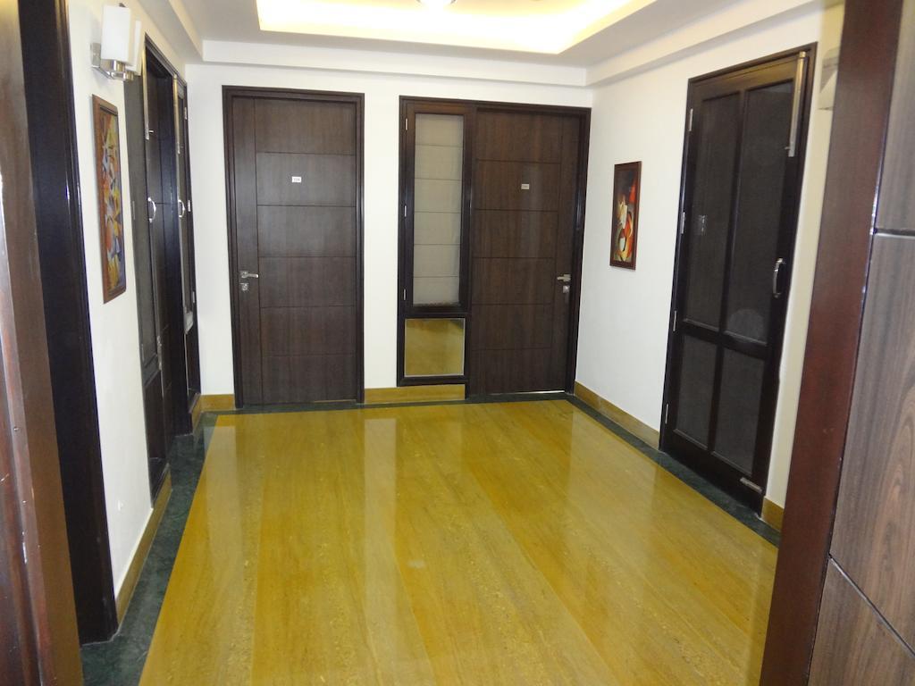 Rr Residency Hotel Делхи Екстериор снимка